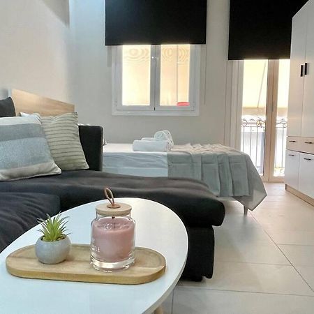 ザキントスUrban Loft Downtown At Zakinthos Centreアパートメント エクステリア 写真